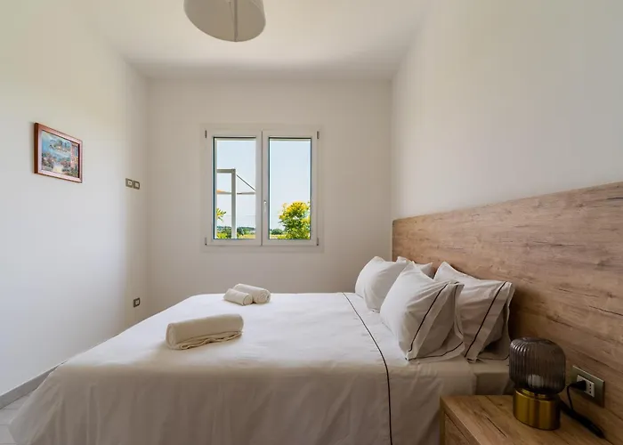 Le Scuderie 4 * Галатоне