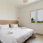 Le Scuderie 4 Apartment *